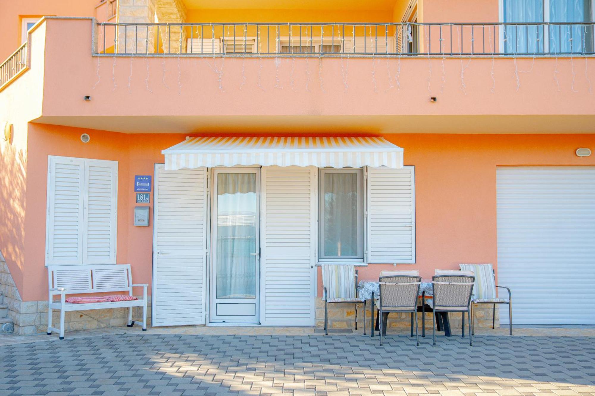 Ferienwohnung Regina Del Mare Slatine Exterior foto