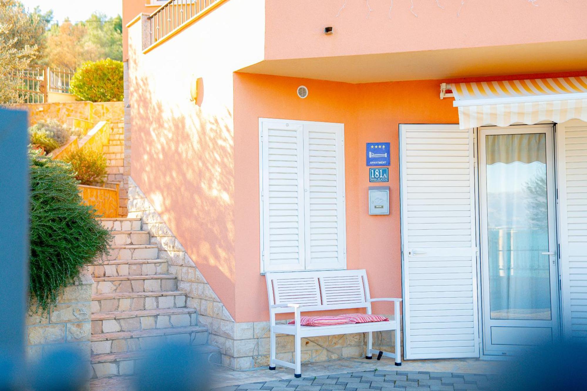 Ferienwohnung Regina Del Mare Slatine Exterior foto